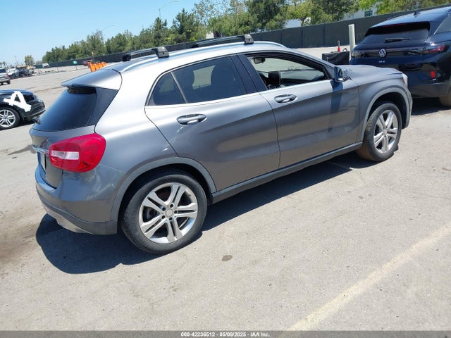 WDCTG4EB6HJ303262 Mercedes-Benz GLA 250