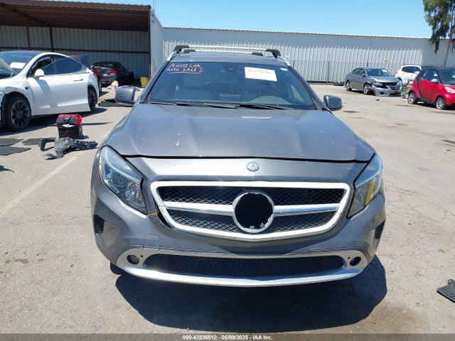 WDCTG4EB6HJ303262 Mercedes-Benz GLA 250