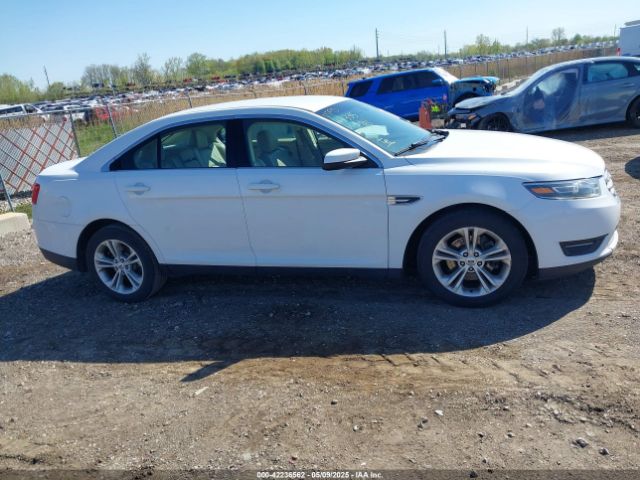 1FAHP2E87JG115461 Ford TAURUS SEL