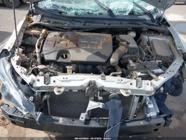 2T1BURHE5JC068433 Toyota COROLLA LE