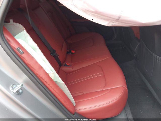 KNAG64J75S5359461 KIA K5 Gt-line