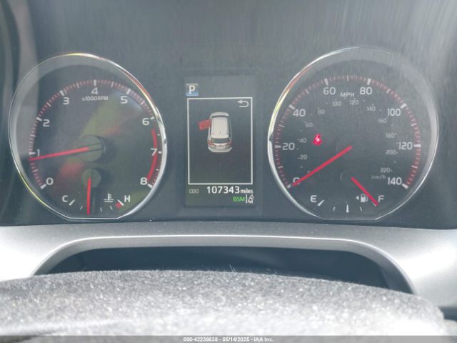 2T3JFREV2HW677084 Toyota RAV4 SE