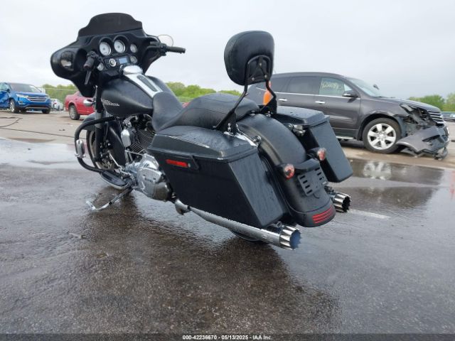 2013 HARLEY-DAVIDSON FLHX 1HD1KBM15DB686395 Photo 3