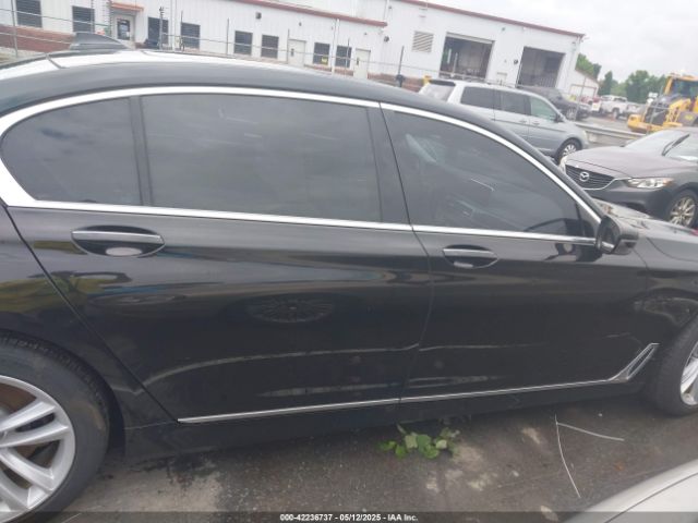 WBA7F0C59JGM23945 BMW 750i