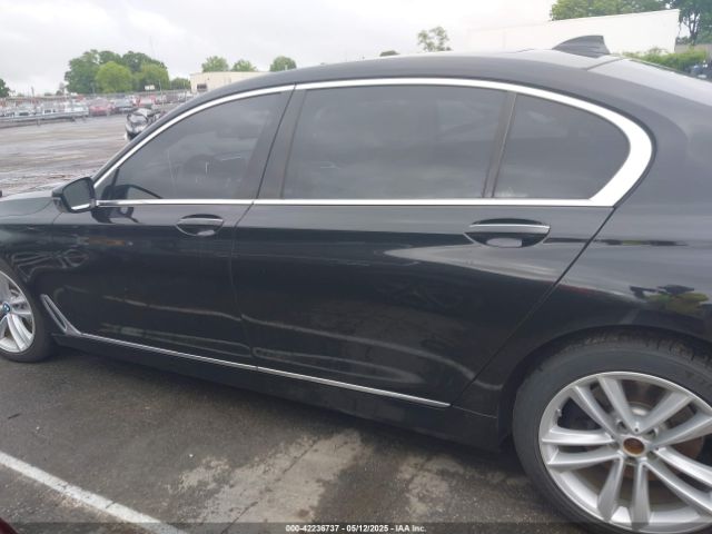 WBA7F0C59JGM23945 BMW 750i
