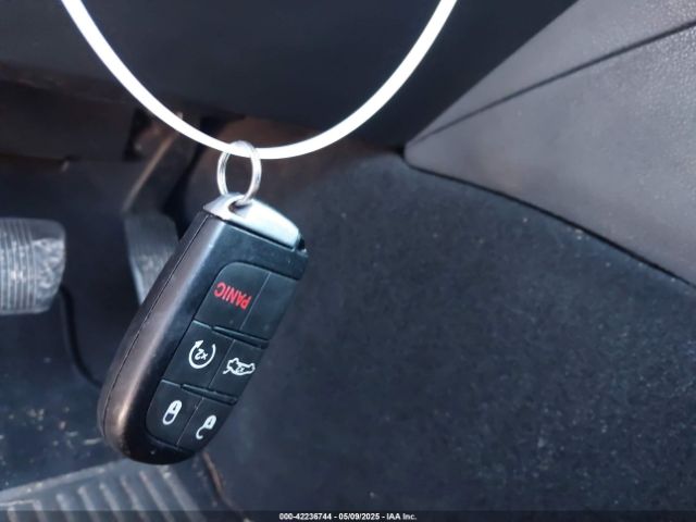 2C3CDXBG7KH755010 Dodge Charger Sxt Rwd