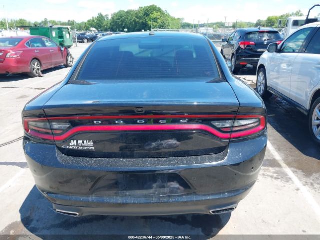 2C3CDXBG7KH755010 Dodge Charger Sxt Rwd