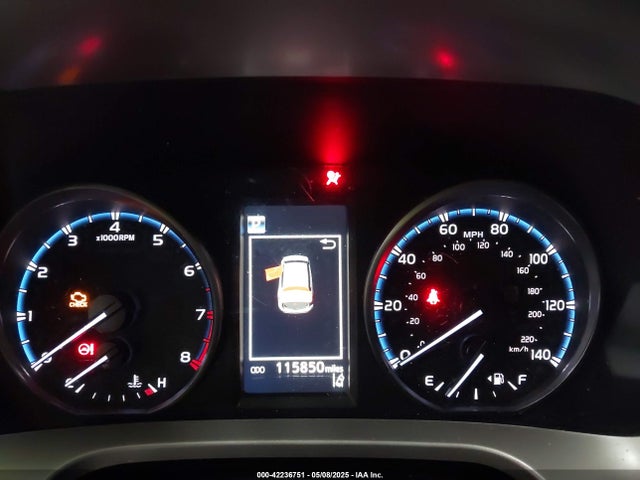 JTMZFREVXJJ750970 Toyota RAV4 LE