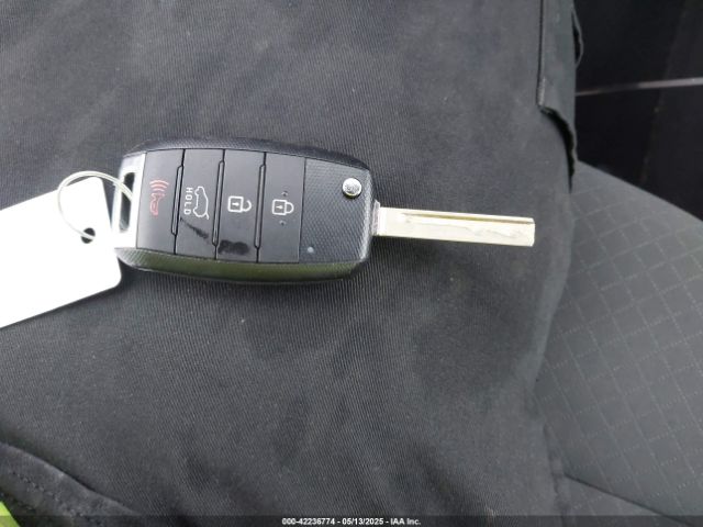 5XYPG4A39KG584941 KIA Sorento 2.4l L