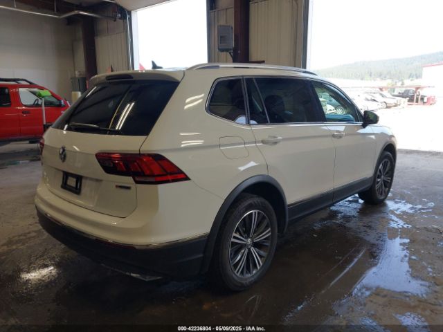 3VV2B7AX6KM026272 Volkswagen Tiguan 2.0t Se/2.0t Sel/2.0t Sel R-line/2.0t Sel R-line Black