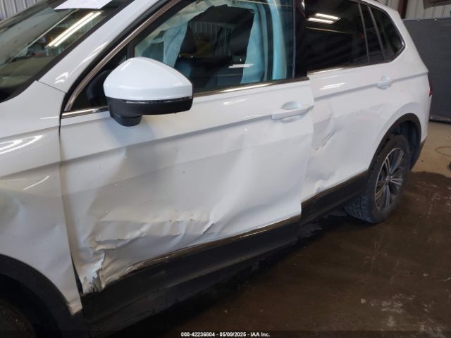 3VV2B7AX6KM026272 Volkswagen Tiguan 2.0t Se/2.0t Sel/2.0t Sel R-line/2.0t Sel R-line Black