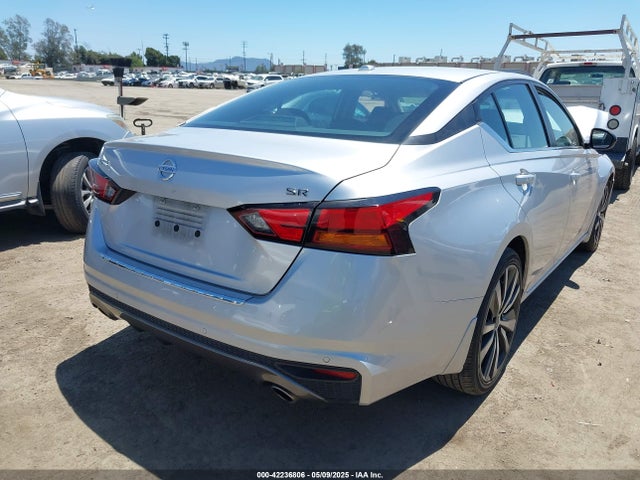 1N4BL4CV7LC280975 Nissan 2020