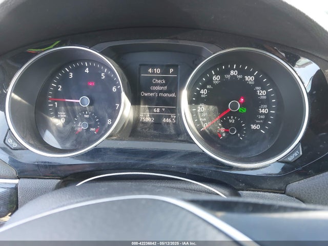 3VWL17AJ7GM205362 Volkswagen 2016