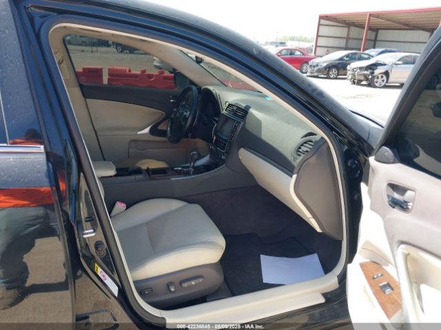 2011 LEXUS IS 350 JTHBE5C29B5027237 Photo 4