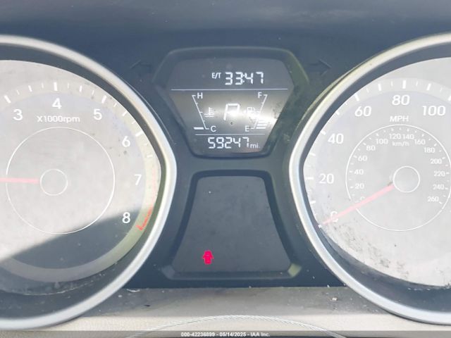KMHDH4AE1EU176823 Hyundai ELANTRA SE