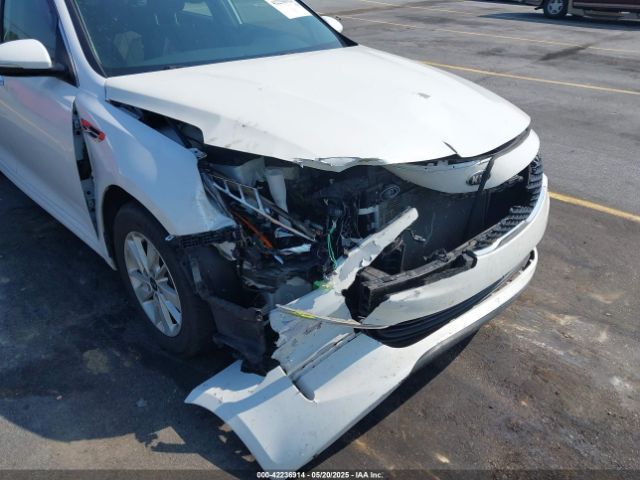 5XXGT4L32GG032329 KIA Optima Lx