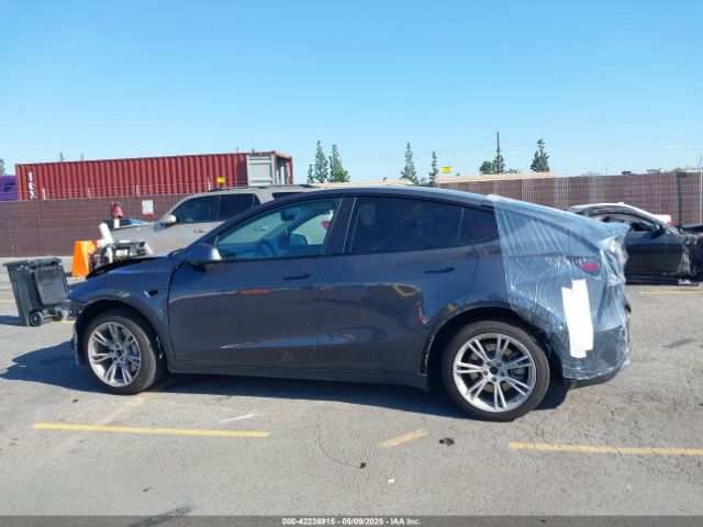 5YJYGDEE9MF282205 Tesla Model Y Long Range Dual Motor All-wheel Drive