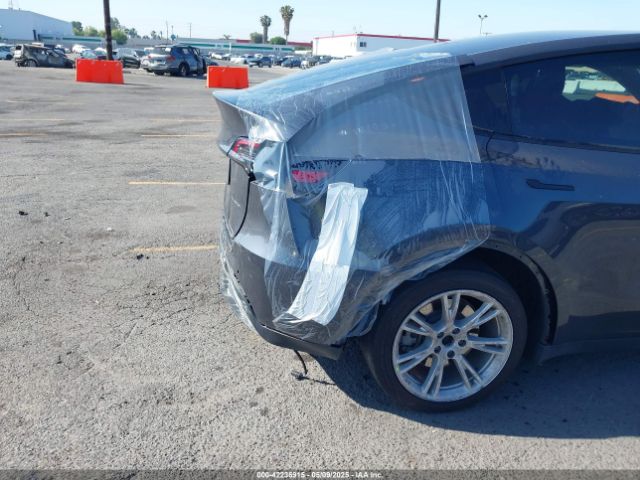 5YJYGDEE9MF282205 Tesla Model Y Long Range Dual Motor All-wheel Drive