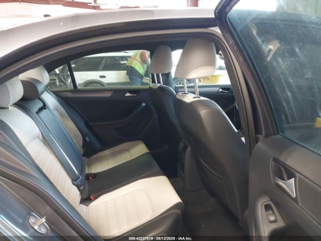 3VWD17AJ8GM410208 Volkswagen Jetta 1.8t Sport