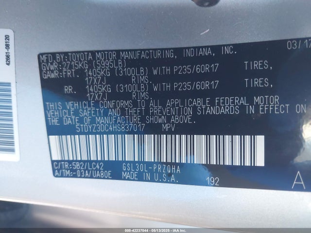 5TDYZ3DC4HS837017 Toyota Sienna Xle Premium 8 Passenger