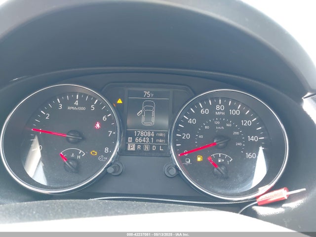 JN8AS5MV5FW758721 Nissan Rogue Select S