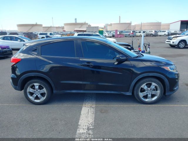 3CZRU5H31KG704823 Honda HR-V LX