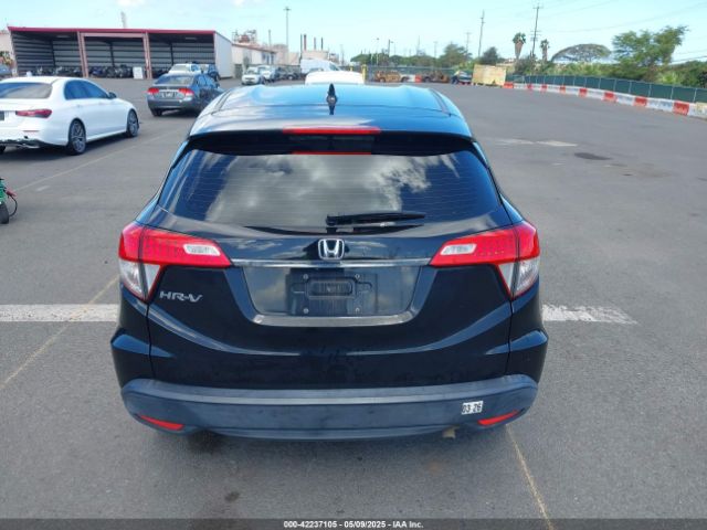 3CZRU5H31KG704823 Honda HR-V LX