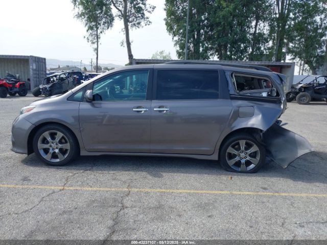 5TDXK3DCXFS680767 Toyota Sienna Se 8 Passenger