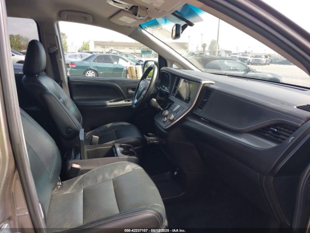 5TDXK3DCXFS680767 Toyota Sienna Se 8 Passenger
