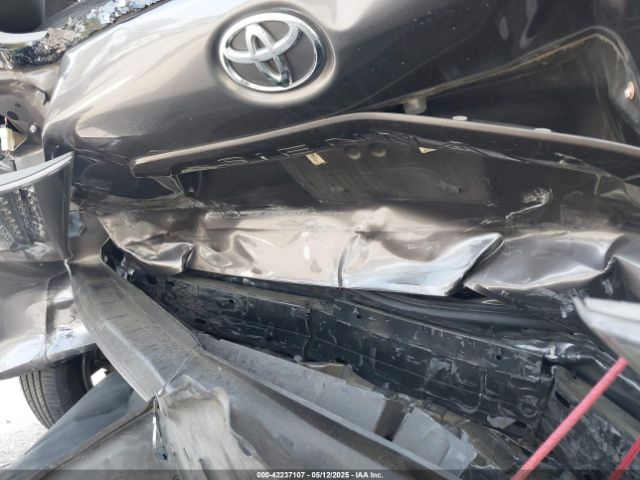 5TDXK3DCXFS680767 Toyota Sienna Se 8 Passenger
