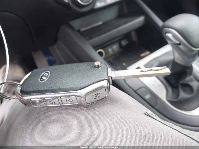 KIA Forte Lxs 2019 3KPF24AD2KE040605 Image 11