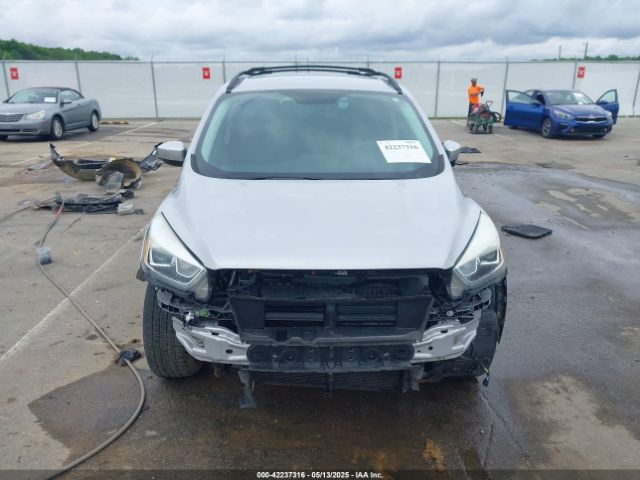 1FMCU9GDXHUB45531 Ford ESCAPE SE