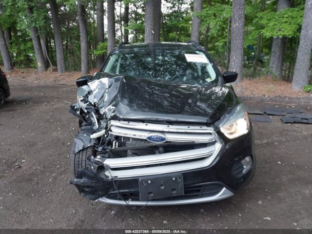 1FMCU0HD9KUA33627 Ford ESCAPE SEL