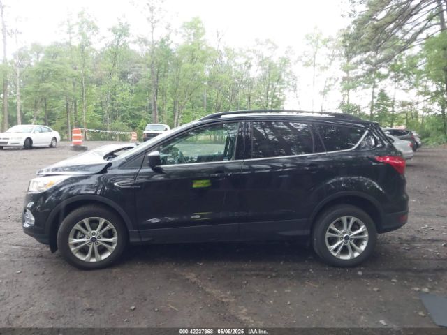 1FMCU0HD9KUA33627 Ford ESCAPE SEL