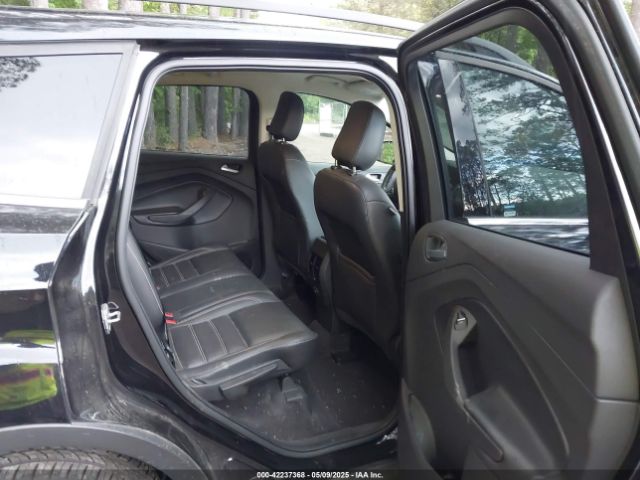 1FMCU0HD9KUA33627 Ford ESCAPE SEL