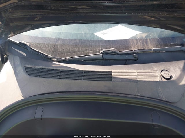 2018 TESLA MODEL 3 5YJ3E1EA3JF135823 Photo 9