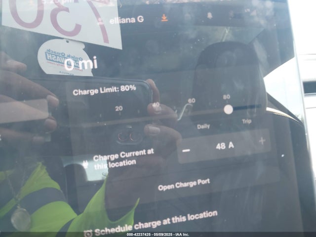 5YJ3E1EA3JF135823 Tesla 2018