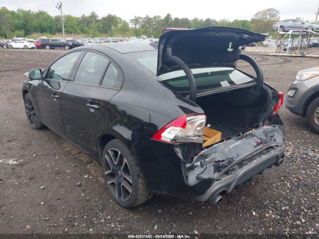 YV126MFL3H2437131 Volvo S60 T5 Dynamic