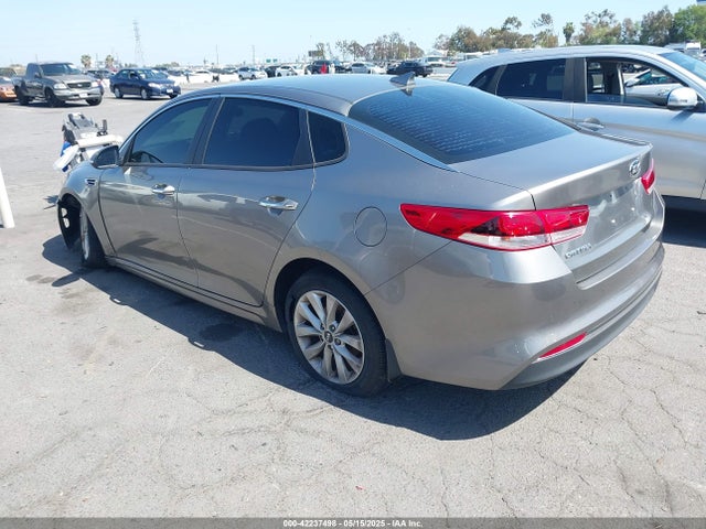5XXGT4L38JG258818 KIA gdi
