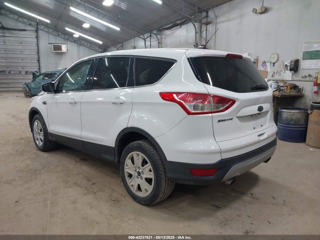 1FMCU9GX9GUC61831 Ford ESCAPE SE