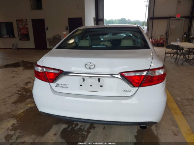 4T1BF1FK5FU951569 Toyota CAMRY XLE