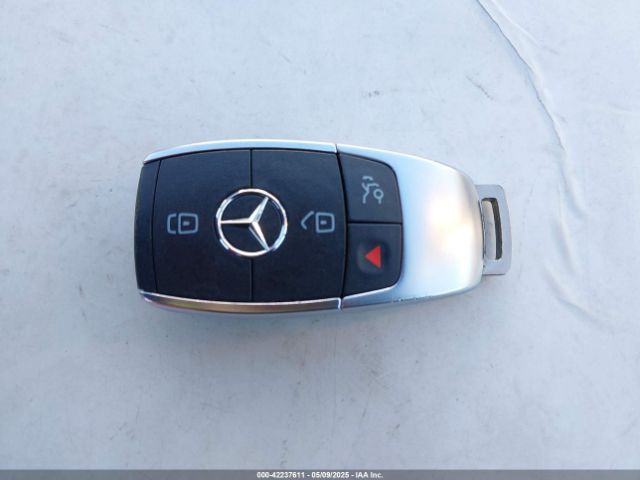 W1N4M4GB7MW090263 Mercedes-Benz GLB 250
