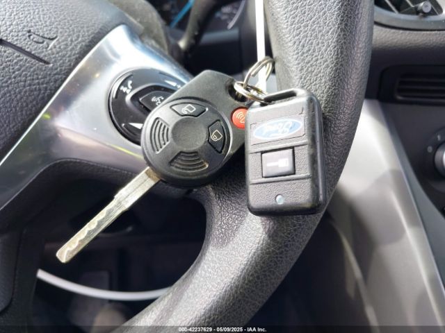 1FMCU9GX0GUB51525 Ford ESCAPE SE
