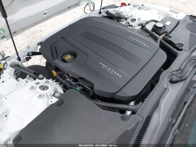 2018 JAGUAR F-TYPE SAJDD1GX5JCK53914 Photo 9