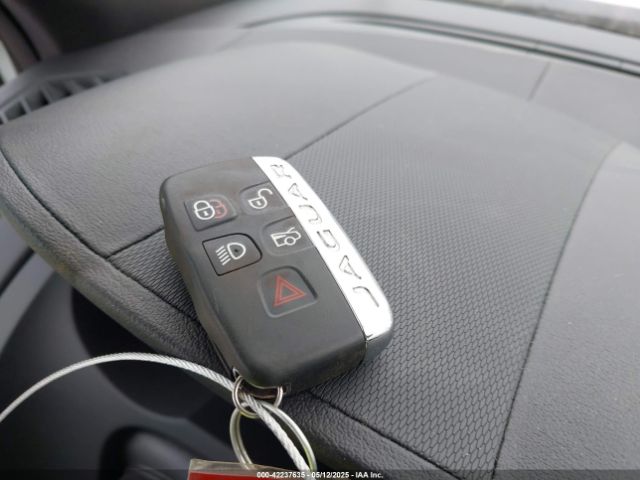 2018 JAGUAR F-TYPE SAJDD1GX5JCK53914 Photo 10