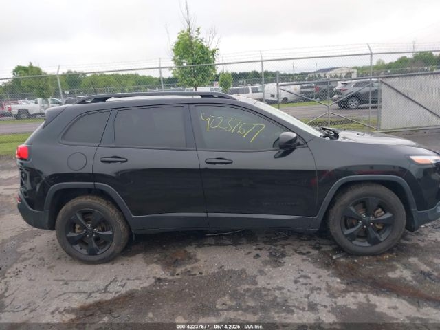 1C4PJLCBXGW136718 Jeep Cherokee Altitude