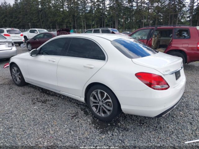 2016 MERCEDES-BENZ C 300 55SWF4JB8GU123779 Photo 2