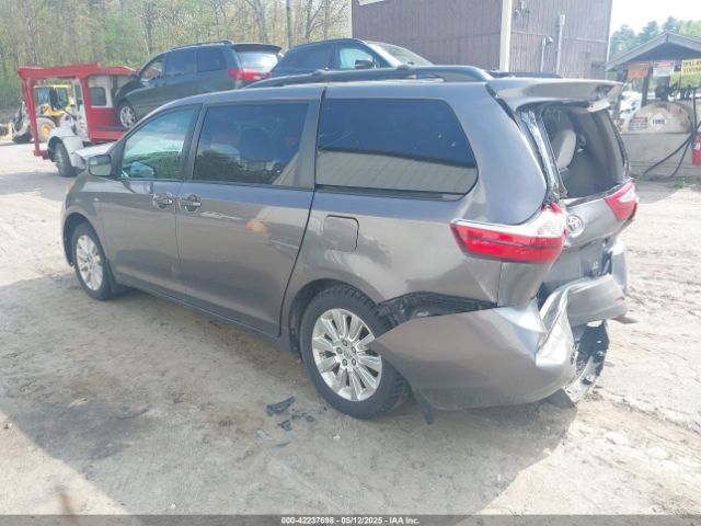 2016 TOYOTA SIENNA 5TDJK3DC1GS133412 Photo 2