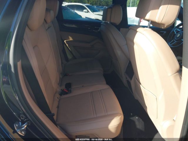 2019 PORSCHE CAYENNE WP1AA2AY1KDA06305 Photo 7
