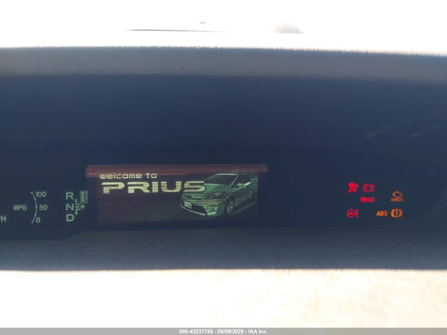 JTDKN3DU2F0472606 Toyota Prius Two